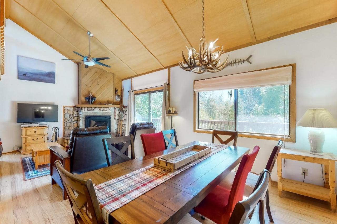 Sierra Swiss Chalet Shaver Lake Extérieur photo